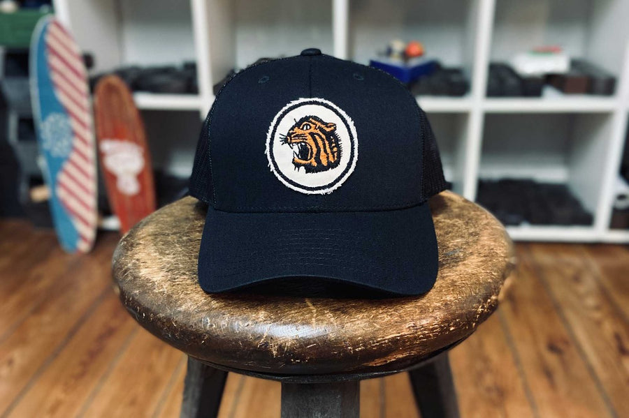 #213 - Basecap Trucker Cap Tiger