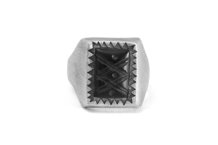 #042 - Signet Ring engraved Onyx